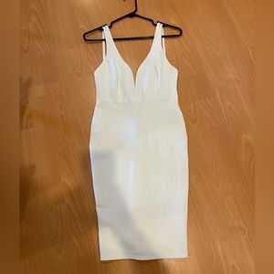 Lulus white plunge cleavage dress style s5d4339D23